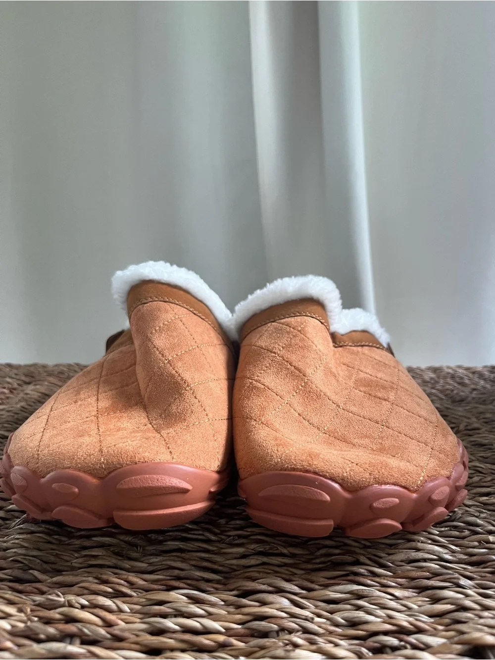 SHEIN Men's Quilted Faux-Suede Slip-On Clog Slippers NWT